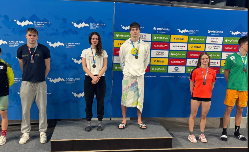 Drugi dan zimskega prvenstva v plavanju prinesel nov mladinski rekord Najye Hane Jukić