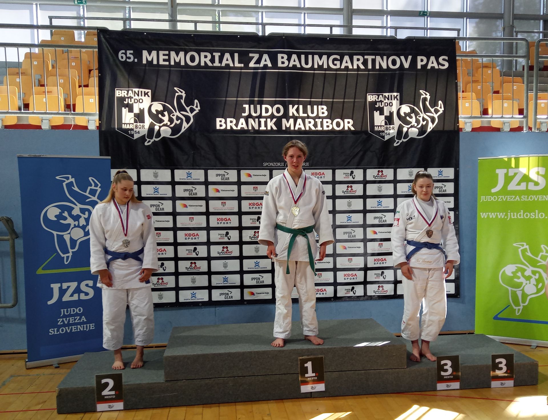 Odlični nastopi velenjskih judoistov v Mariboru: zlato za Zojo, srebro za Naceta