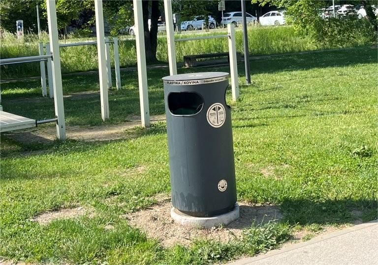V Velenju postavljajo nove koše za ločeno zbiranje odpadkov