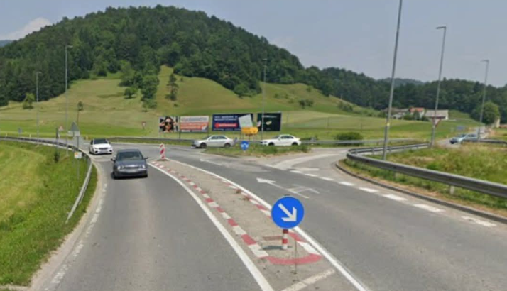 Od torka delna zapora ceste v križišču za Dobrno
