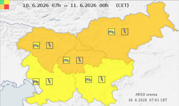 Zaradi močnih neviht za sever Slovenije izdano oranžno opozorilo