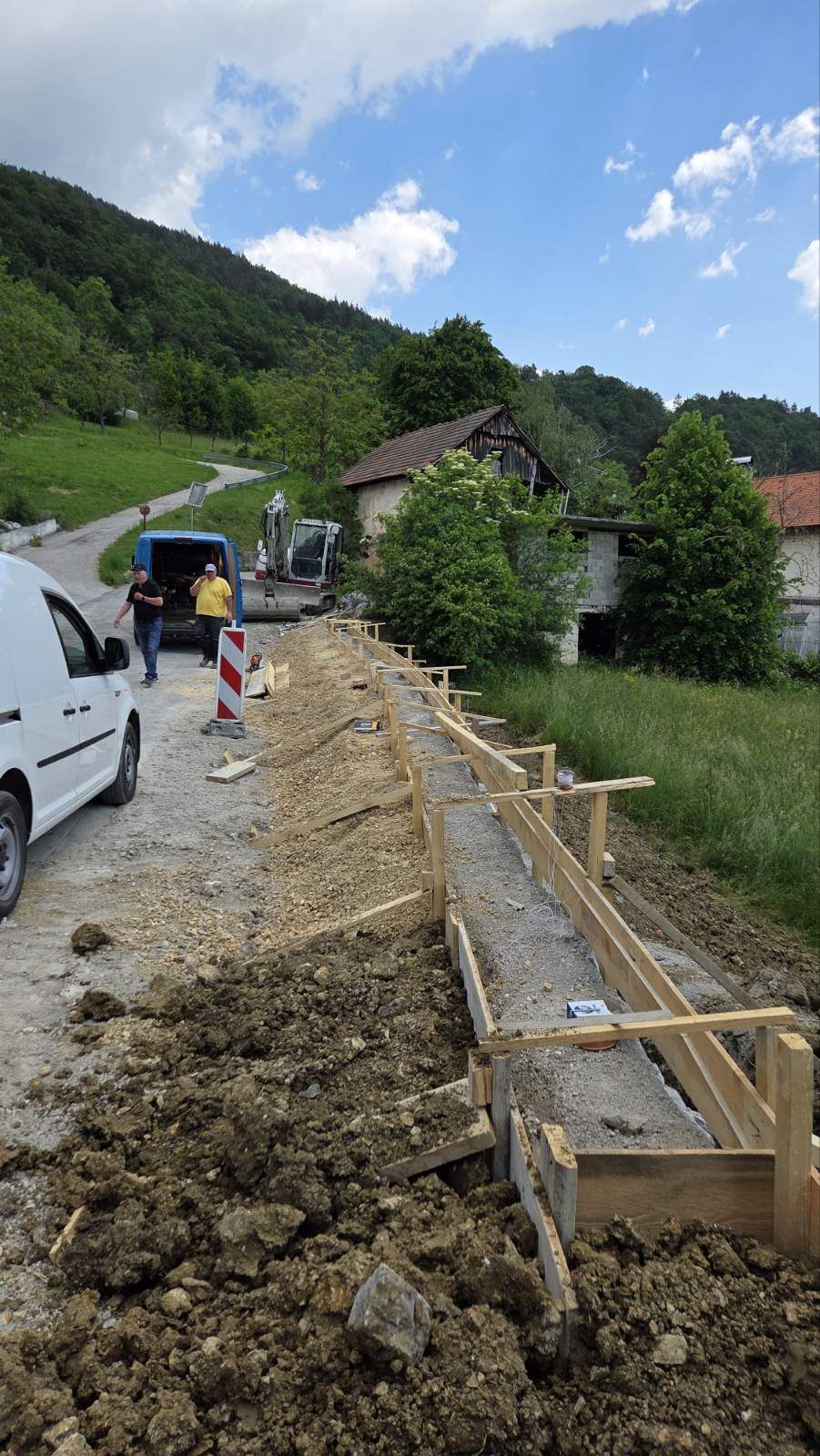 Letos skoraj 6 milijonov evrov za sanacijo plazov in infrastrukture