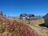 Na Uršljo goro jutri občudovat sončni mrk, zvečer bo zadišalo po šmornu