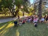 (FOTO) Sanje uličarjev: Ko Sončni park postane gledališki oder
