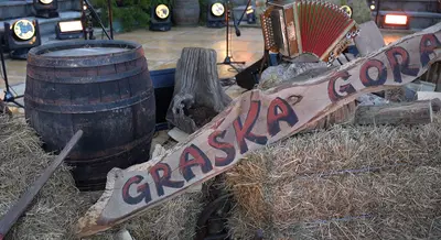 Pol stoletja glasbe na tromeji: Graška Gora obeležuje 50. jubilejni festival narodno-zabavne glasbe