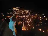 Tudi letos bo Družmirsko jezero v spomin na potopljeno vas, zasijalo v soju tisočerih lučk