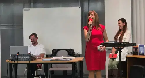Svetloba življenja je z Mirjano Šernek zasijala v Knjižnici Velenje