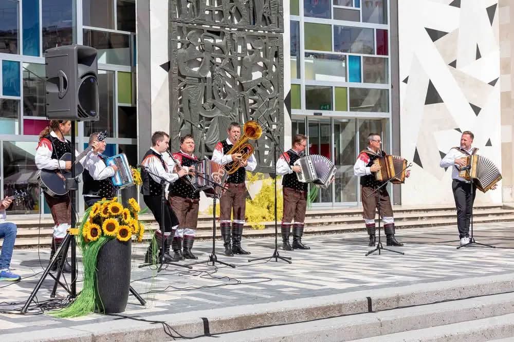 18. srečanje harmonikarskih skupin na Konovem