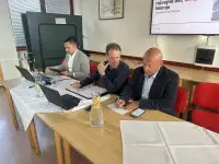 Krajani Stare vasi zahtevali odgovore o tretji razvojni osi