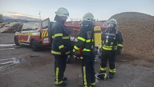 Člani PIGD PV včeraj izvedli taktično gasilsko vajo na objektu družbe PLP Lesna industrija