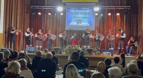 Konovski harmonikarji obeležili 20. obletnico delovanja