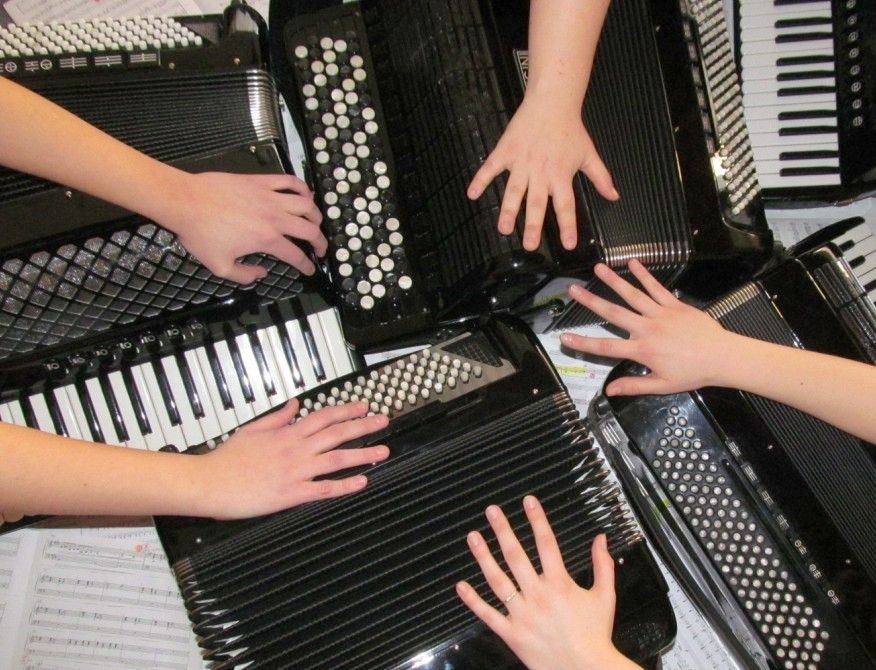 Koncert harmonikarskega orkestra Glasbene šole Radovljica