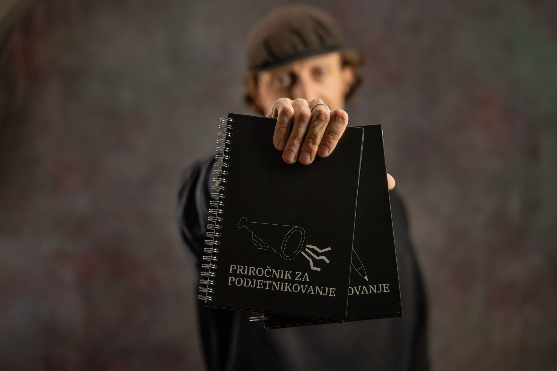 Podjetniško predavanje z Matijo Goljarjem – Dogodek je prestavljen na pomlad 2027.