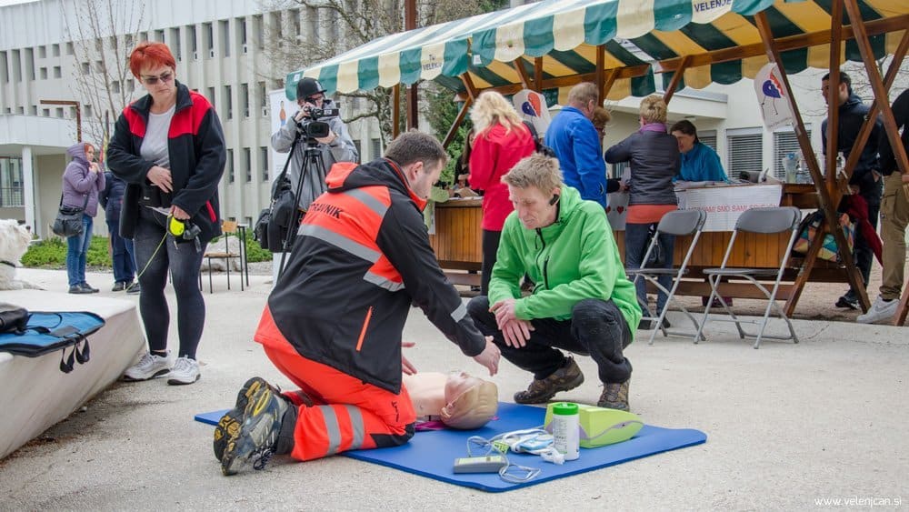 V Velenjski občini defibrilator na kar 62 lokacijah