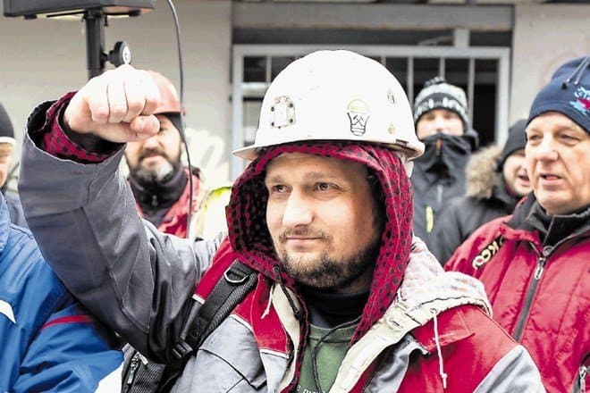 "Ne bomo pristali na prag revščine, preden se nas odkriža"