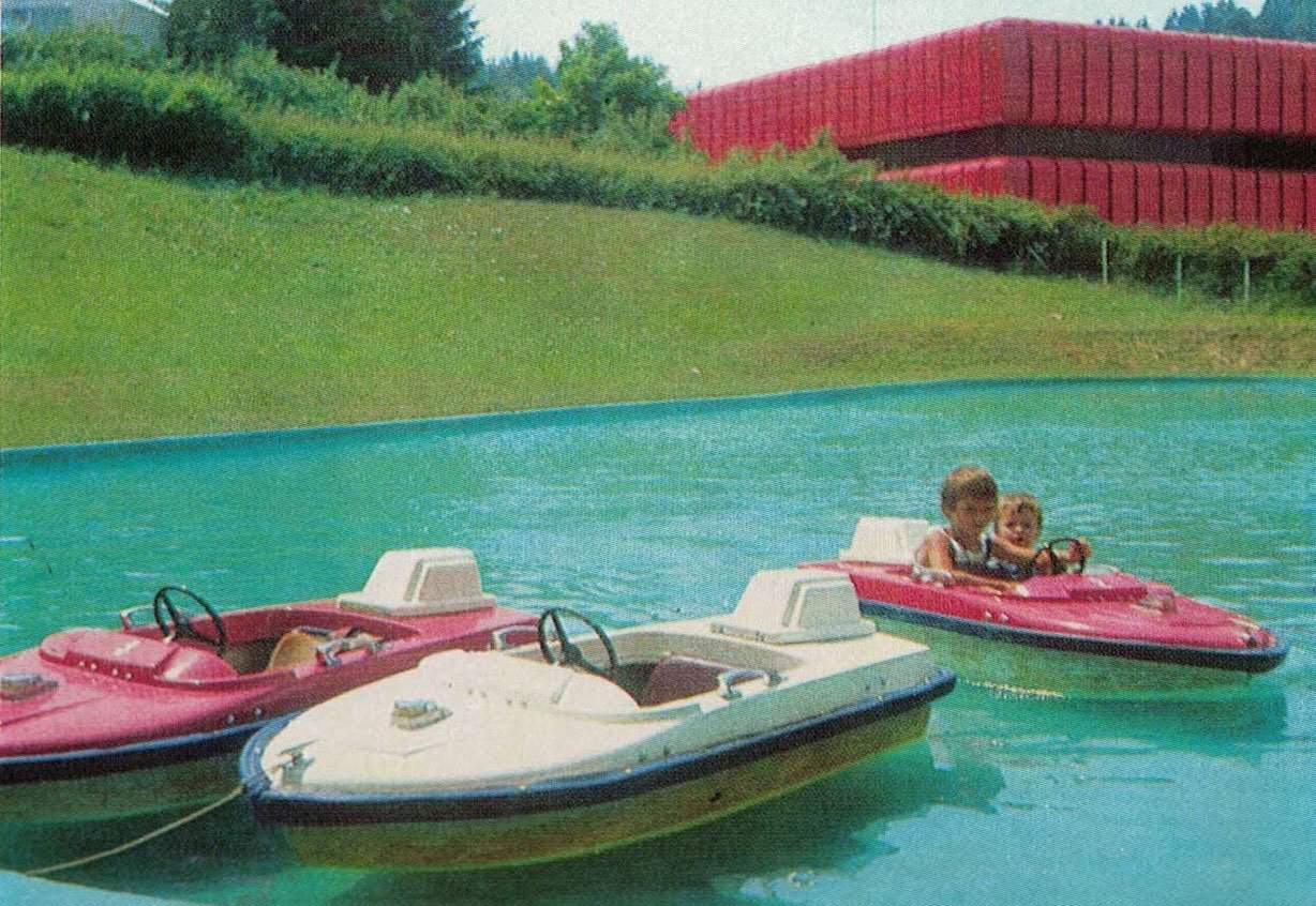 Konec maja otvoritev bazenčka na otroškem igrišču #foto