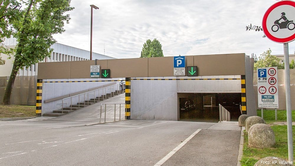 Poteka sanacija garažne hiše Zdravstveni dom