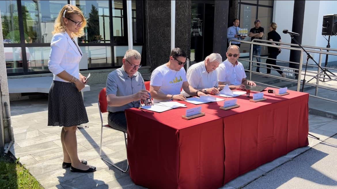 VIDEO: Tudi letos poleti z Bicikel busom v Logarsko dolino