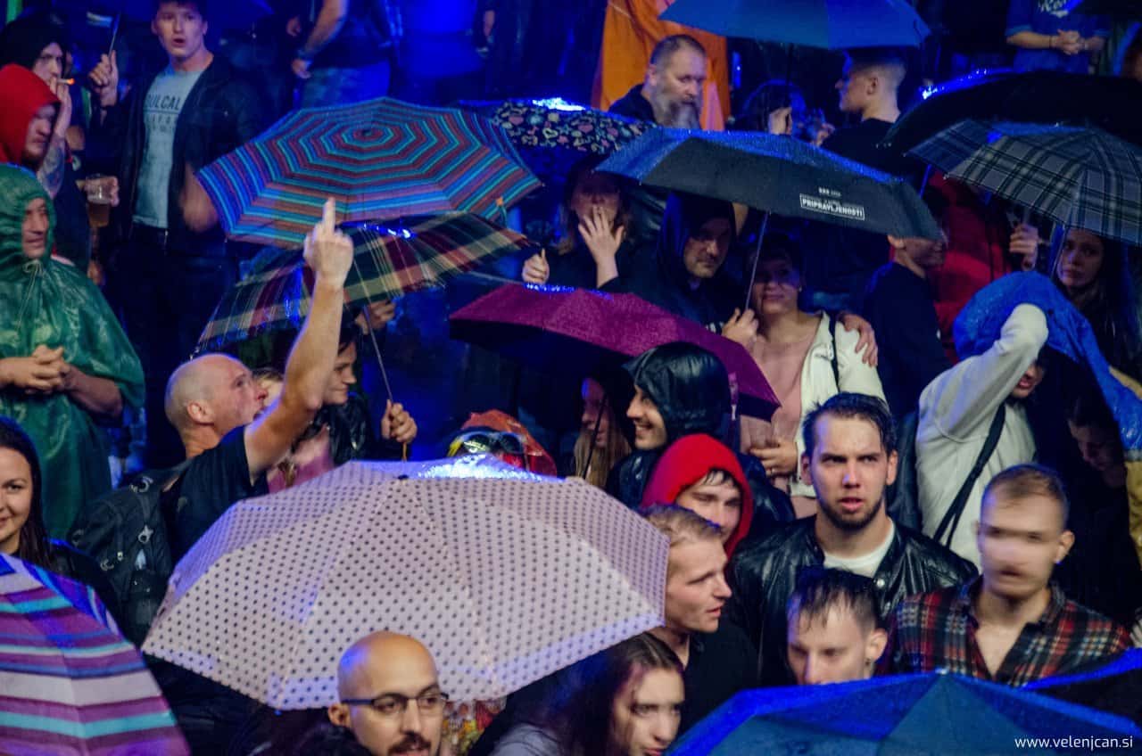 Slavni padec Viste skozi objektiv #kolumna