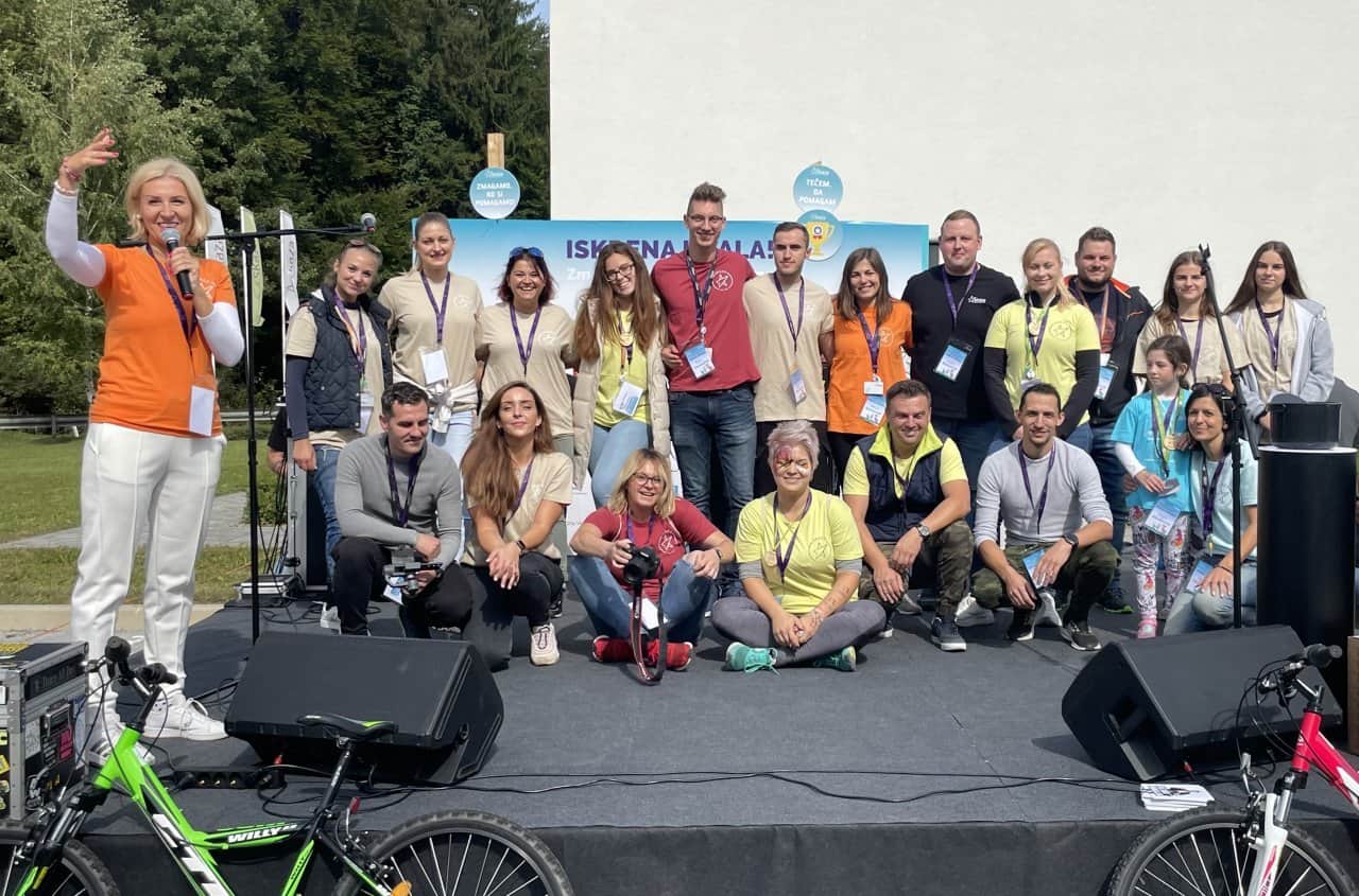 Na dobrodelnem teku otroci risali nasmehe na obraze in zbrali 10.300 €