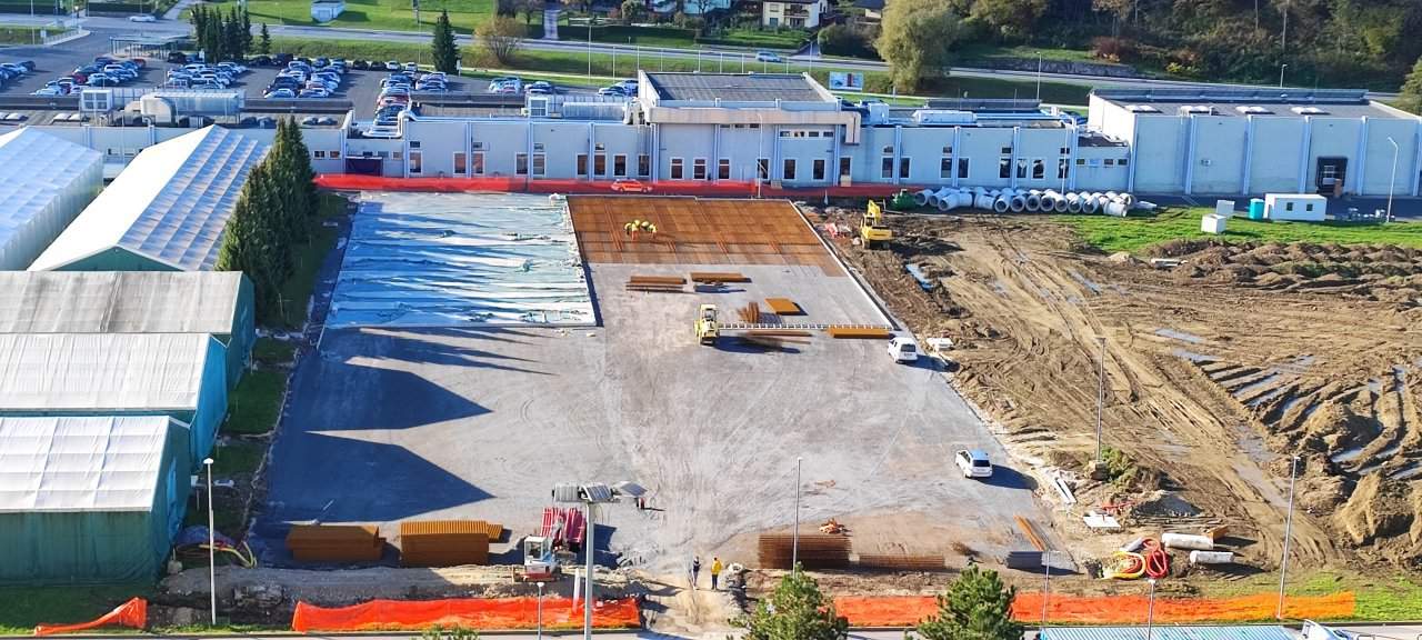 Hisensov kontejnerski vlak začel z rednimi prevozi iz Trsta do Velenja, kjer že gradijo nov terminal