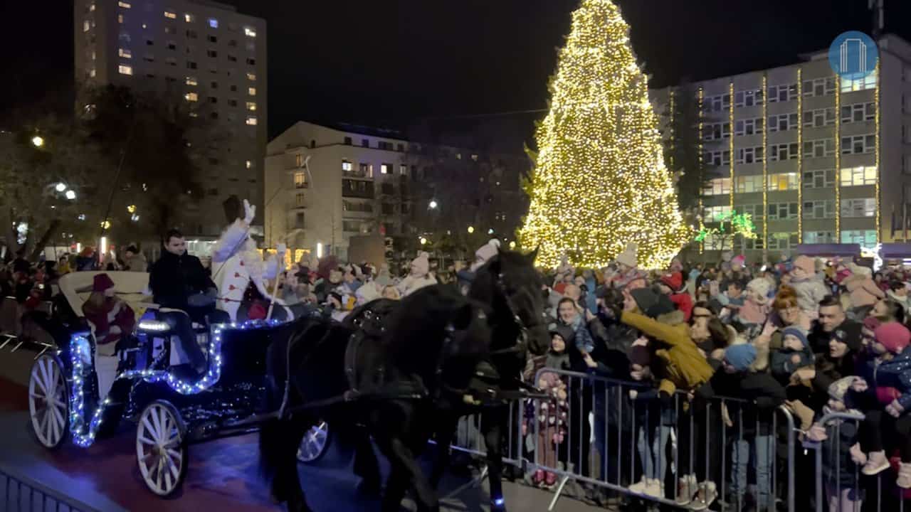 VIDEO: Dedek Mraz je prispel v Velenje