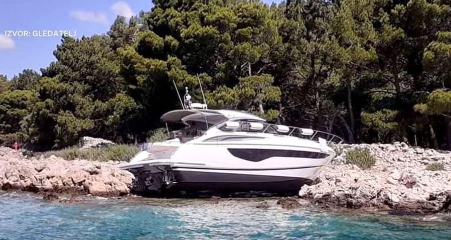 Jahta Tomaža Ročnika nasedla na otoku Krk