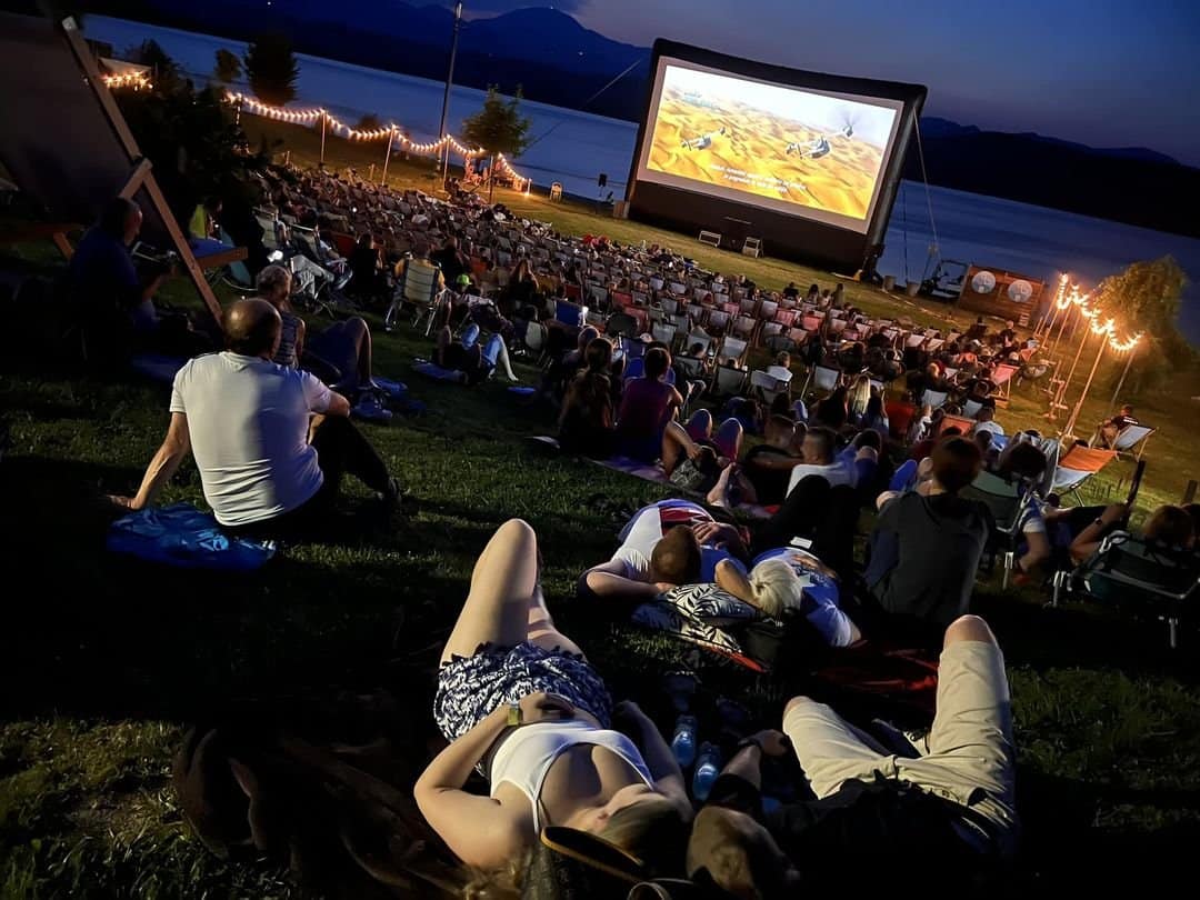 Piknik kino na Velenjski plaži #utrinek