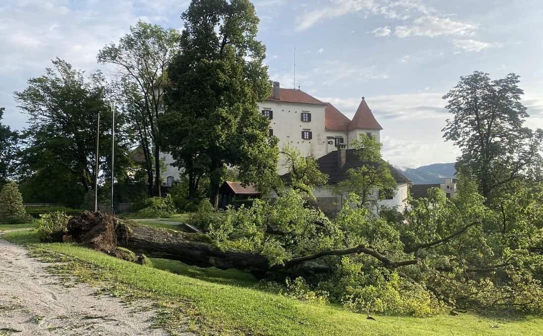 Najsilovitejše neurje letos je zajelo tudi Velenje #foto