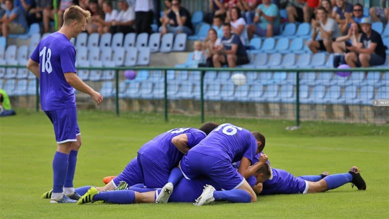 Šmarčani na zimski odmor s četrto zaporedno zmago