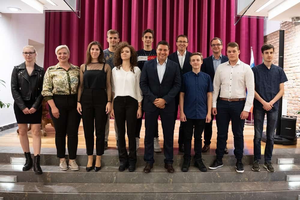 Sprejeli velenjskega diamantnega maturanta in zlate maturante