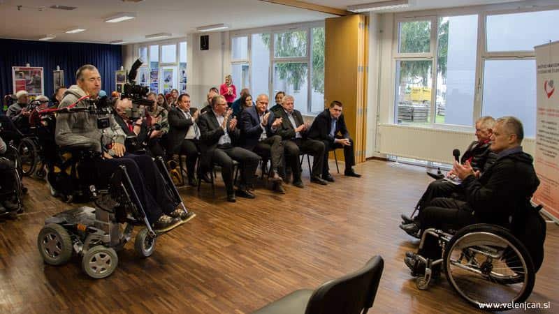 FOTO: Velenje zlati boter novega prilagojenega kombi vozila