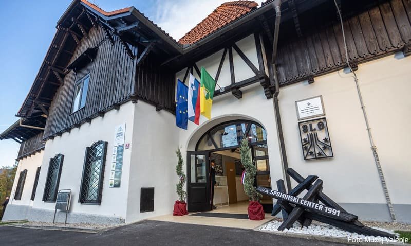 Javno vodstvo po Spominskem centru 1991