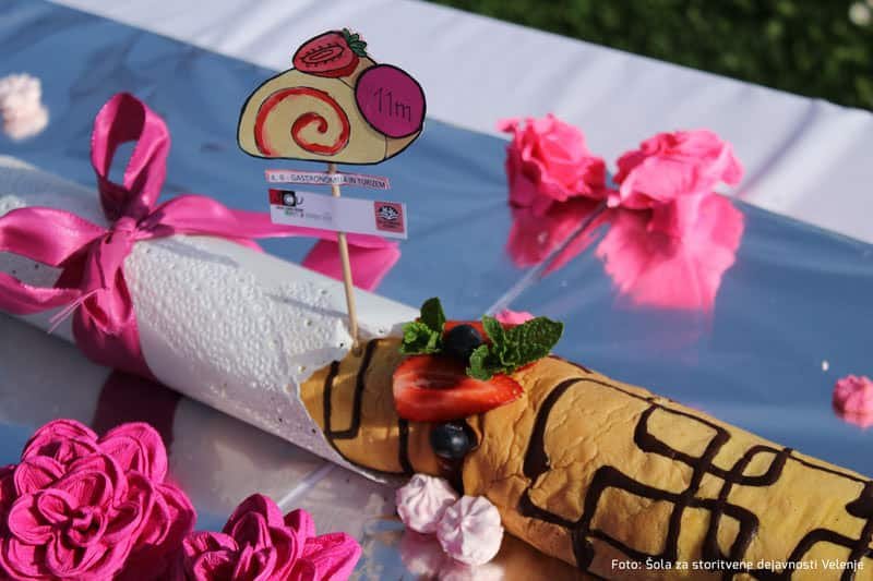 Dijaki spremenili promenado v "odprto kuhinjo"