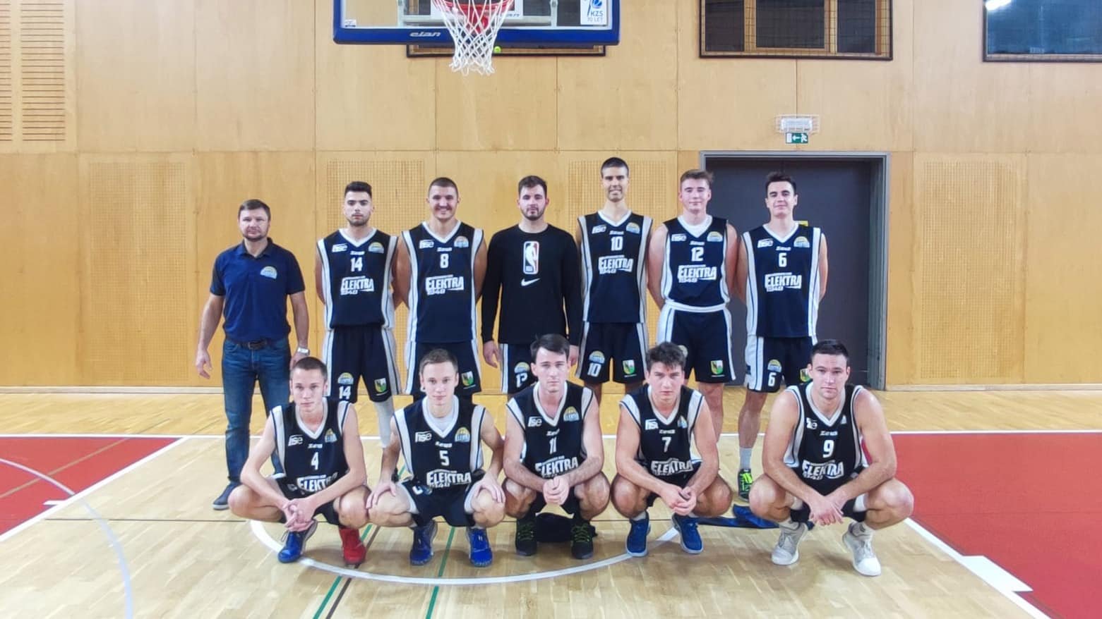 Elektra z zmago na vrh lestvice