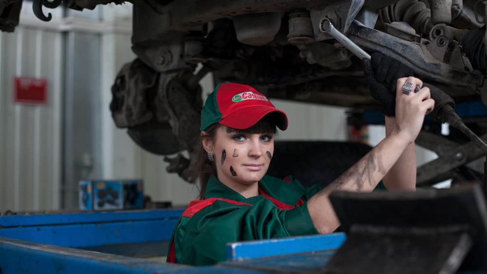 Brezplačni preventivni zimski pregledi osebnih vozil