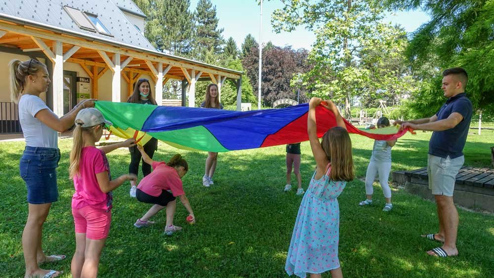 Tudi letos Poletno počitniško varstvo v Vili Rožle in Mladinskem centru Velenje