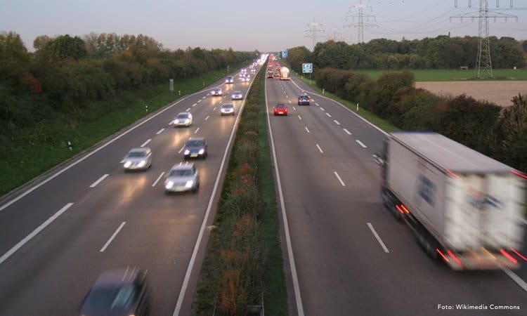 V prometni nesreči umrla 36-letna voznica osebnega vozila