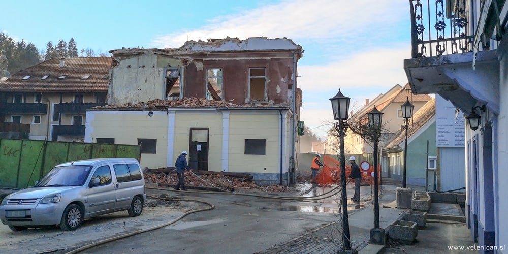 Pričeli z rušenjem Čuka v Starem Velenju #foto