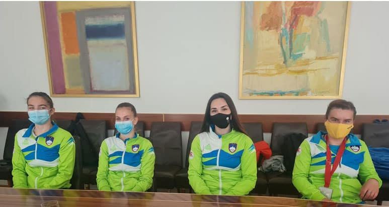 Župan sprejel uspešne mlade karateistke