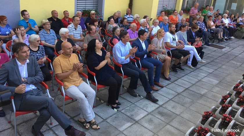 FOTO/VIDEO: Predsednik Borut Pahor obiskal Dom za varstvo odraslih Velenje