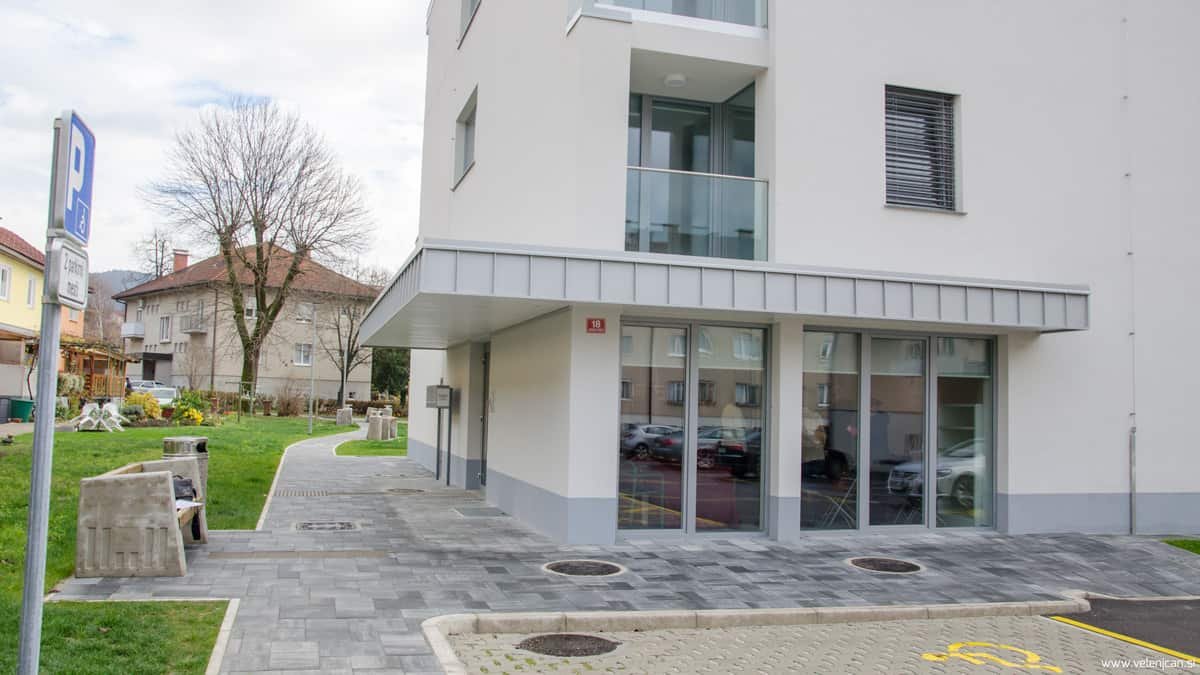 Namenu predali 15 oskrbovanih stanovanj #foto #video