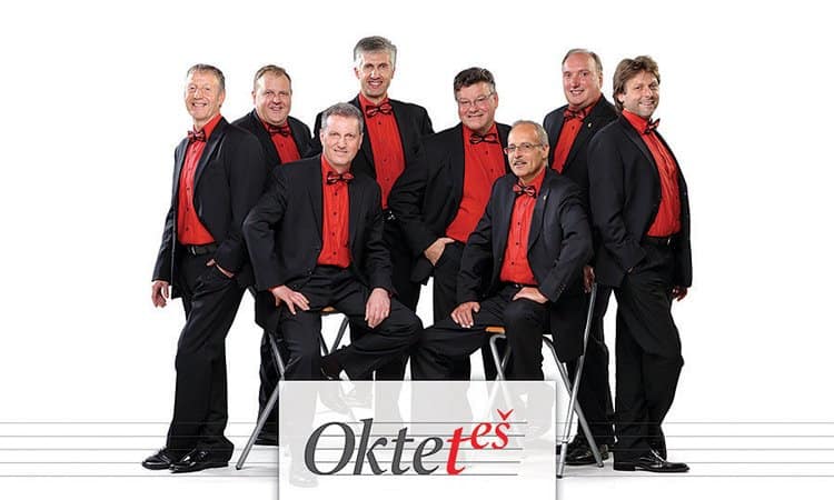 Medpraznični večer z oktetom Teš