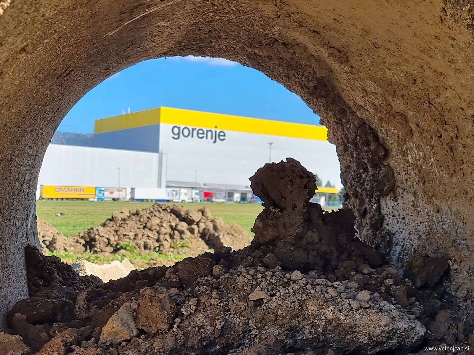 Poteka obnova kanalizacijskega kolektorja pri Gorenju