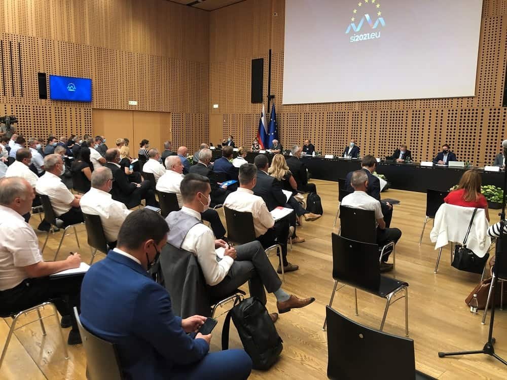 Vlada poziva župane k promociji cepljenja