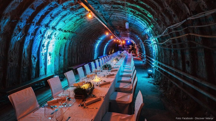 FOTO: Edinstven kulinarični dogodek pod zemljo