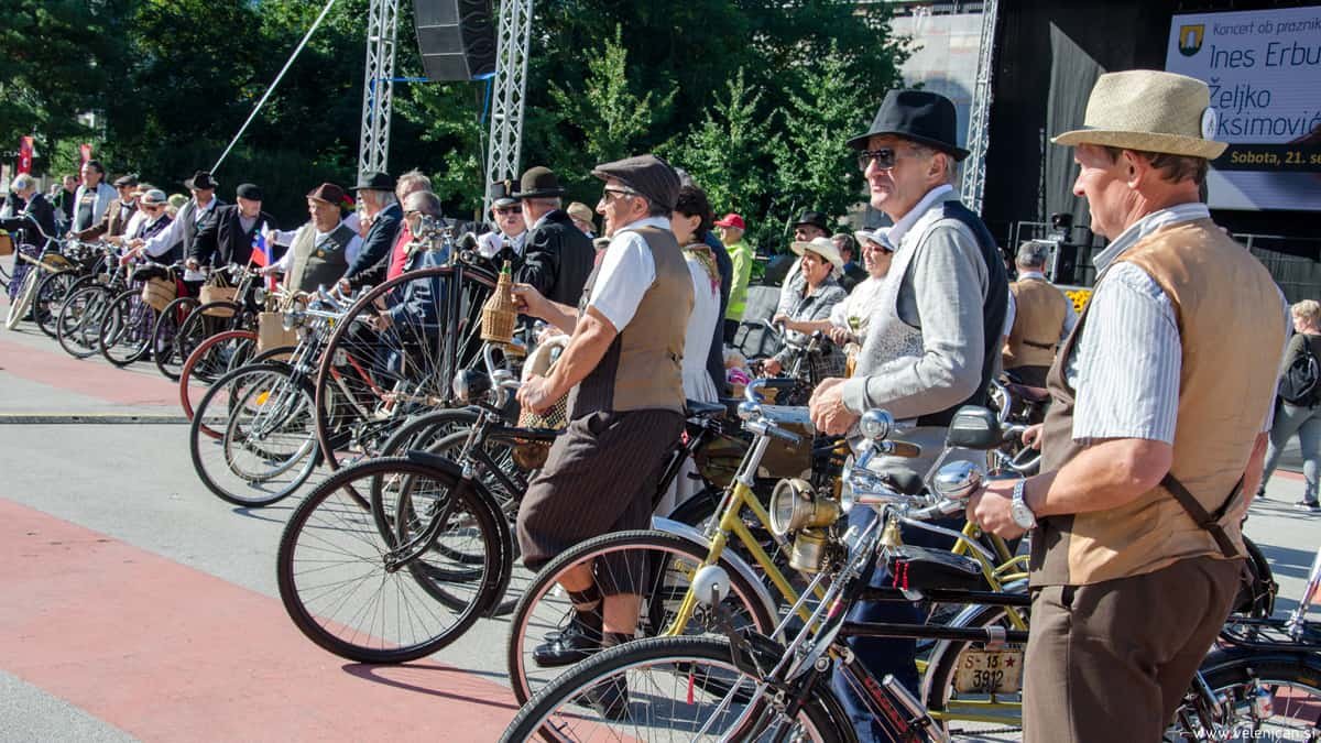 V Velenju potekalo srečanje starodobnih koles