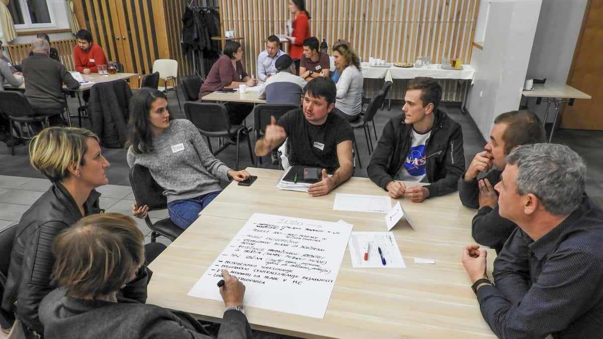 V Šmartnem ob Paki pričeli s Šmarško akademijo za društva in vaške skupnosti