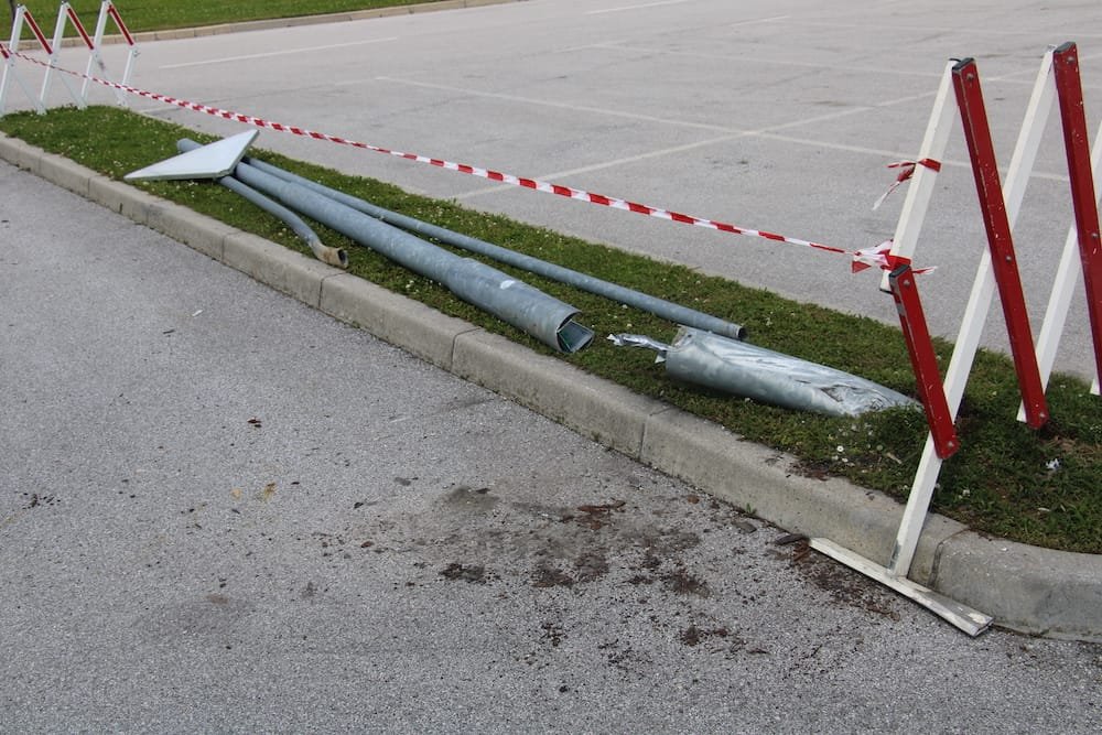 Mladeniča z območja Radelj ob Dravi s parkirišča odpeljala avtobus #foto