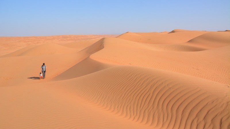 Oman, arabska pravljica z dvoletnikom